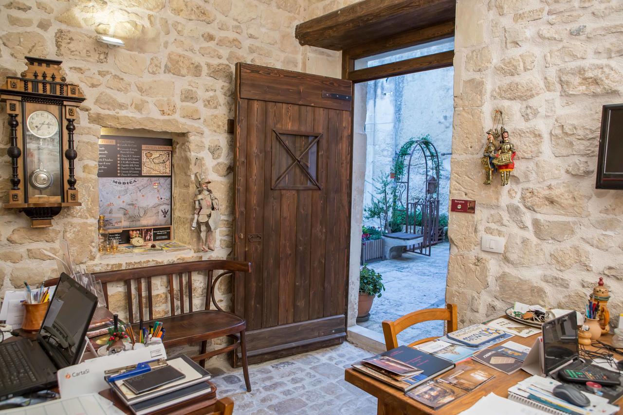Case-Grotte Degli Avi, Esperienza Abitativa In Grotta Modica Eksteriør bilde